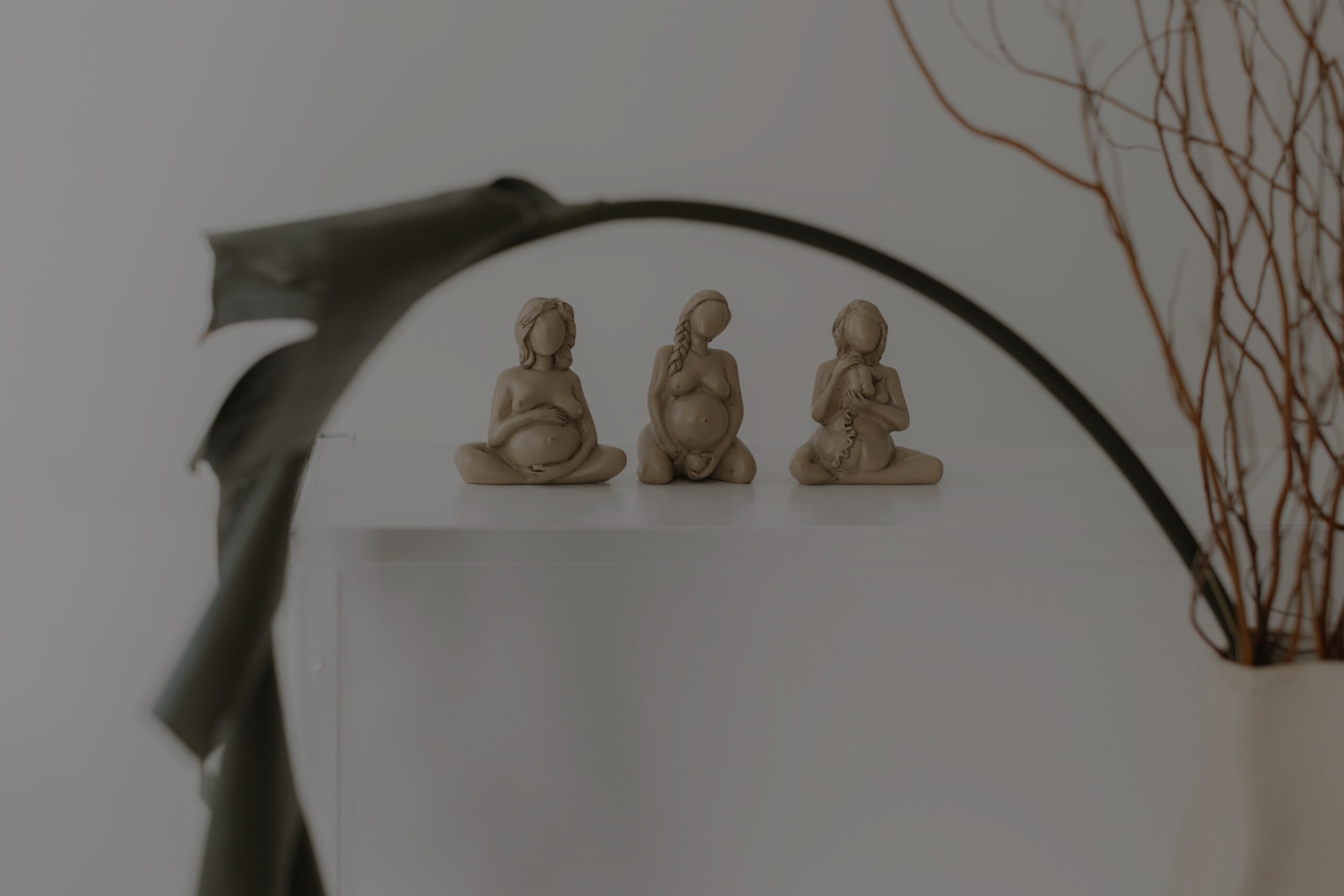 gebärende Figuren